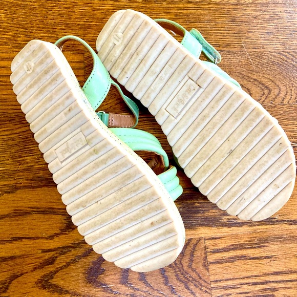 Mint Green Sandals Beach Vacation Tropical Girls 11 - Picture 3 of 5